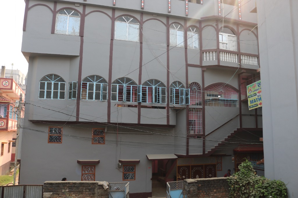 RN Classes Institute Building
